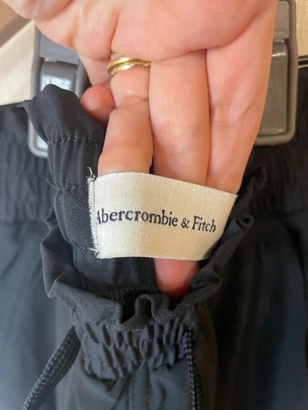 Abercrombie & Fitch Performance Joggers in Black XXS Short - Picture 6 of 8